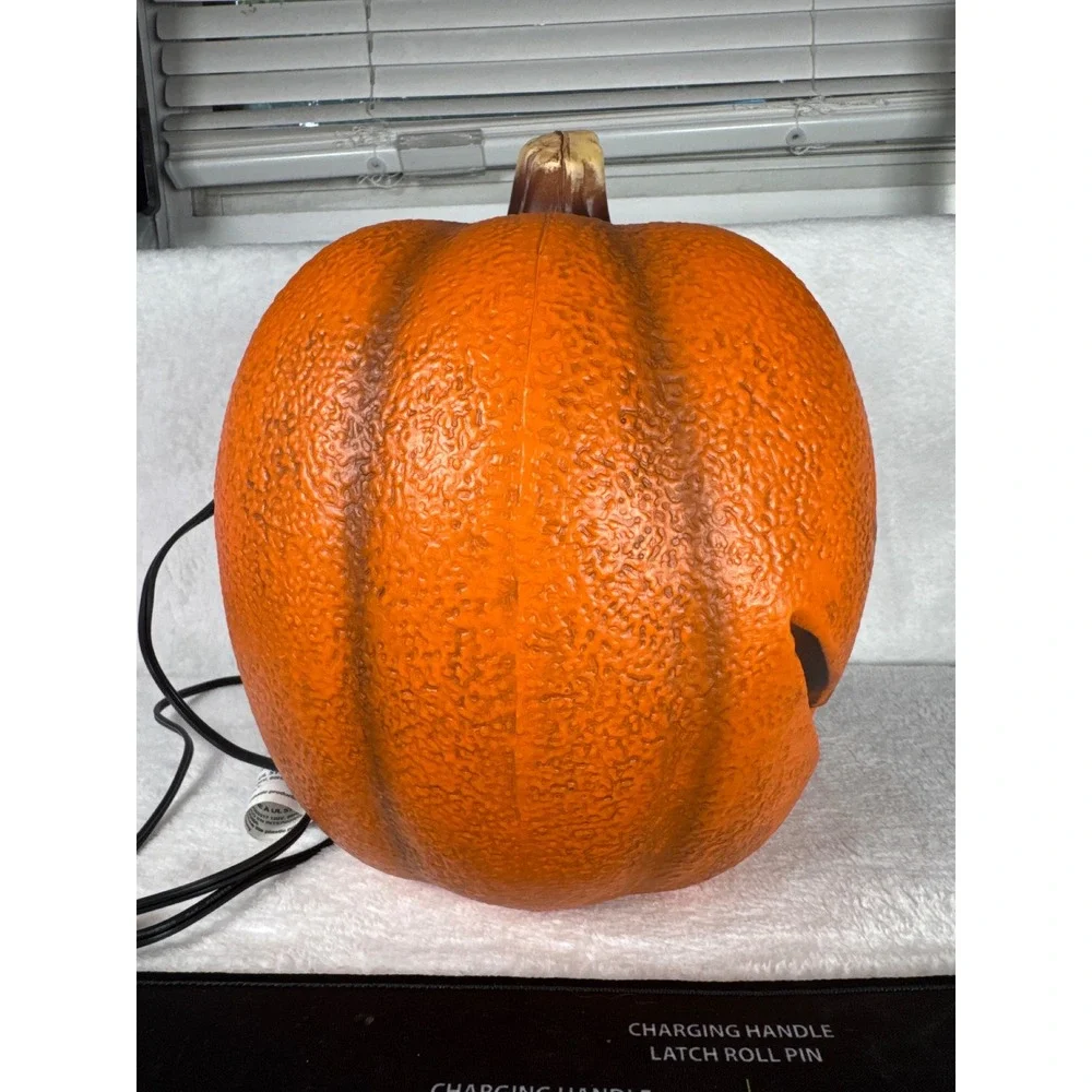 Gemmy Jack O Lantern Pumpkin Blow Mold Unisex OS Orange Excellent Light Up Decor